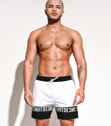 Men's Loose Beach Sports Swim Trunks — Quick Dry