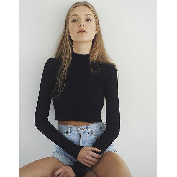 High-Waisted Long Sleeve Slim Fit T-Shirt