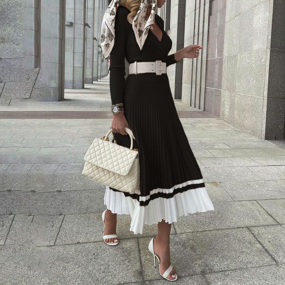 Belted Slim V-Neck Knitted Pleated Dress