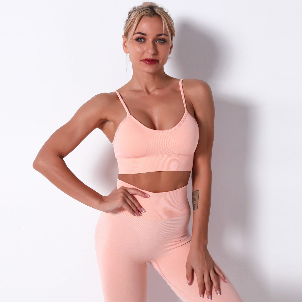 Seamless Women's Yoga Pants - Explosive Sports Suit