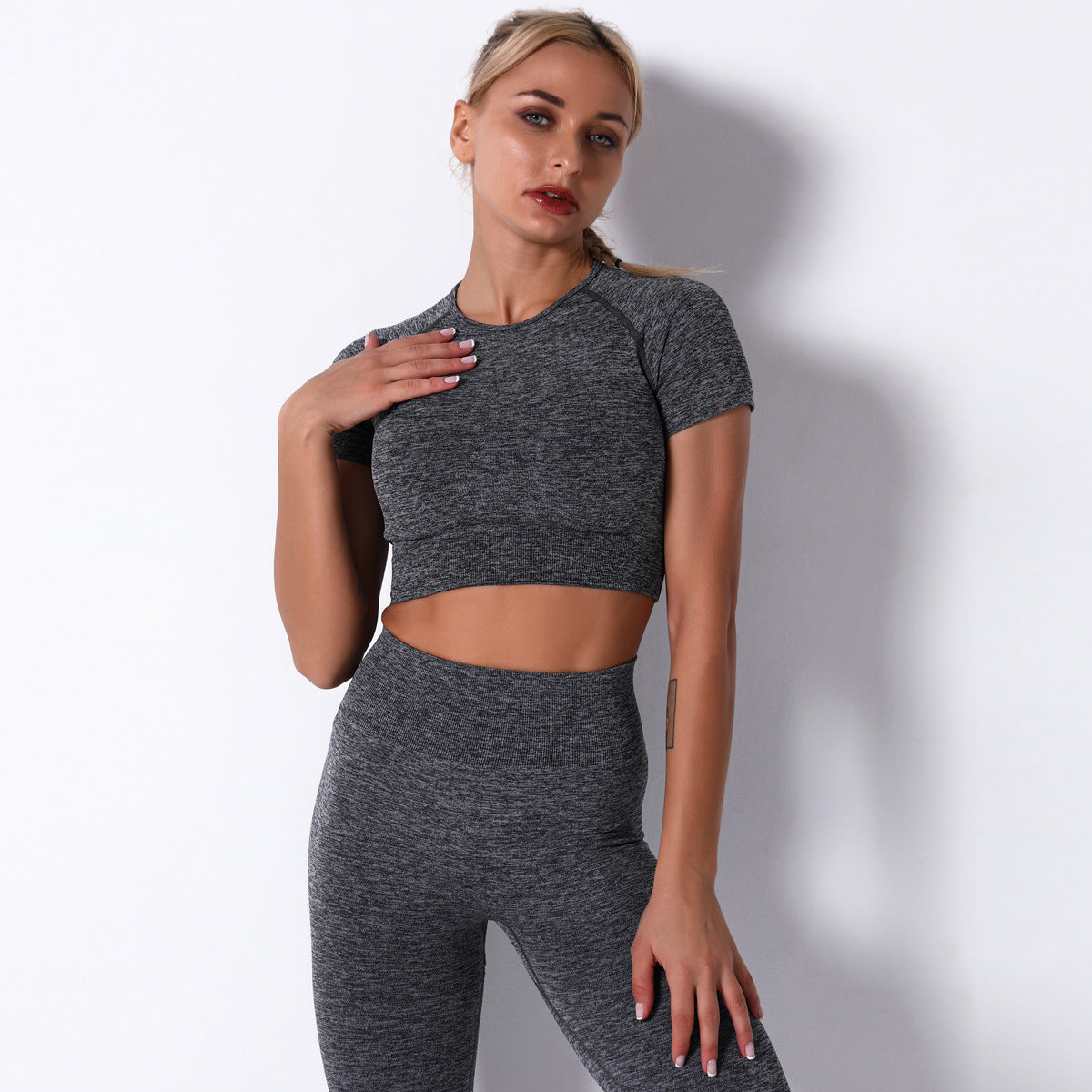 Seamless Women's Yoga Pants - Explosive Sports Suit